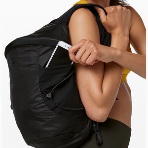 Lululemon run all day 13L pack